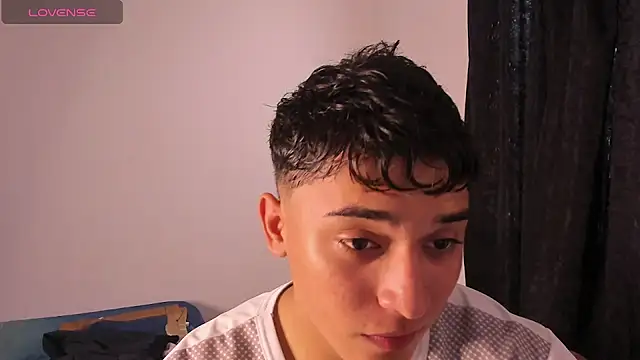 Snapshot of Austin_Cardieff_ chatting on November 2025 07:57:02 PM Austin Cardieff online show from November 2025 07:57:02 PM