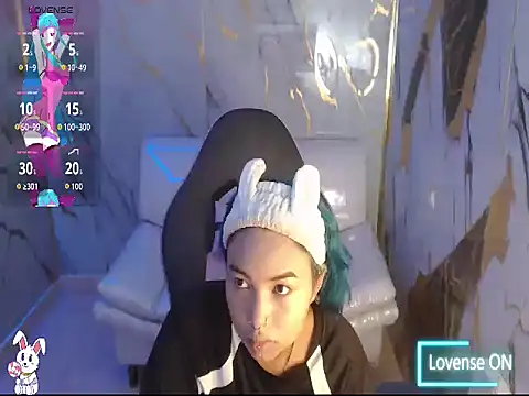 Noa sexy23 online show from October 2025 01:56:01 PM