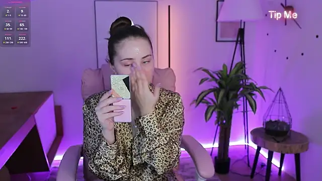 Sweet  Amily online show from November 2025 07:29:01 AM