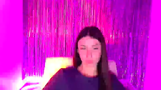 Snapshot of AlisaBubbles chatting on September 2025 11:37:02 AM AlisaBubbles online show from September 2025 11:37:02 AM