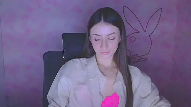 Snapshot of AlisaBubbles chatting on October 2025 06:46:02 AM AlisaBubbles online show from October 2025 06:46:02 AM