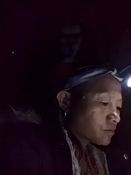 Samdim23 online show from November 2025 02:40:02 PM