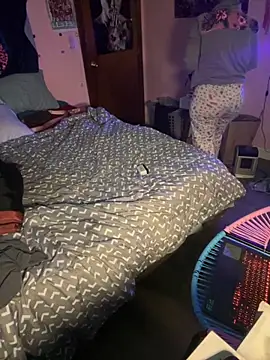 shortywidaphatty online show from October 2025 02:51:02 PM