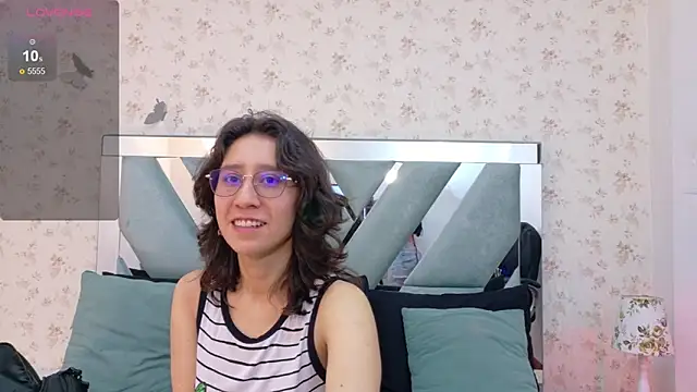 Snapshot of jupiterysaturno chatting on September 2025 04:42:02 PM jupiterysaturno online show from September 2025 04:42:02 PM