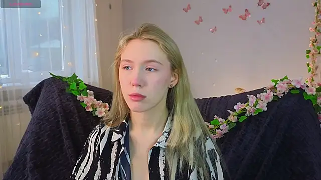 Succubelle online show from January 2026 07:56:02 AM