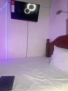 Snapshot of Fiorela_1 chatting on March 2026 06:58:01 PM Fiorela 1 online show from March 2026 06:58:01 PM