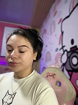 Snapshot of Megaan__More chatting on November 2025 02:00:01 AM Megaan More online show from November 2025 02:00:01 AM