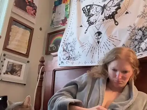 bubblytempest online show from December 2025 04:36:01 PM