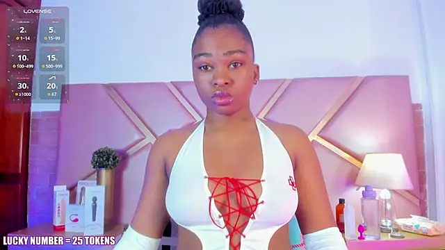 SophieSinclair online show from November 2025 12:53:01 PM