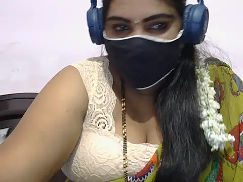 Snapshot of Nisha-telugu chatting on October 2025 04:16:01 PM Nisha-telugu online show from October 2025 04:16:01 PM