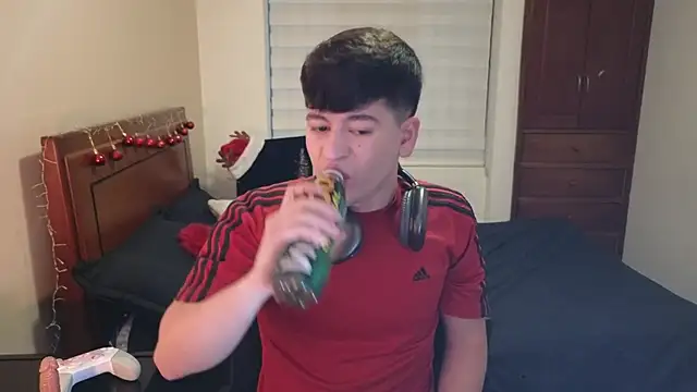 tightncuteass online show from November 2025 10:36:02 PM