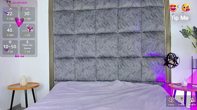 Snapshot of IvannaaVega chatting on October 2025 04:19:02 AM IvannaaVega online show from October 2025 04:19:02 AM