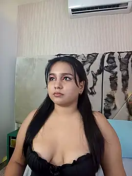 Snapshot of IvannaaVega chatting on October 2025 05:08:02 AM IvannaaVega online show from October 2025 05:08:02 AM