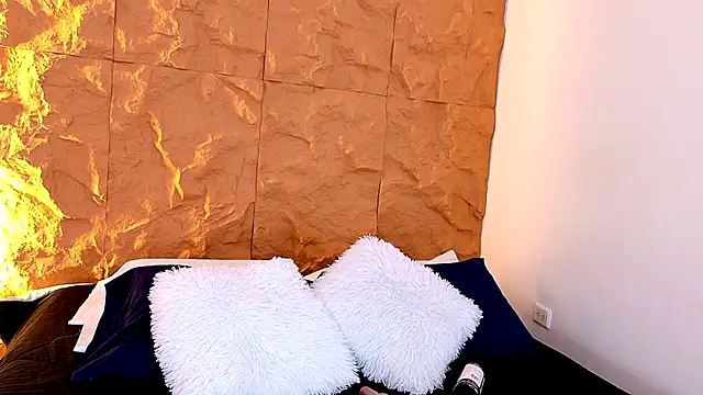 Snapshot of IvannaaVega chatting on February 2026 05:23:01 AM IvannaaVega online show from February 2026 05:23:01 AM