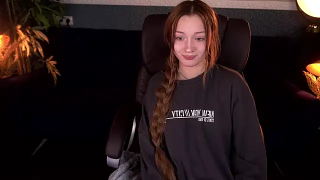 FoxyMayy online show from November 2025 03:16:02 PM