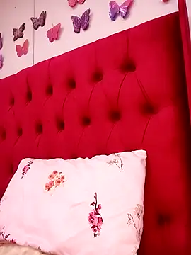 BlackberriesXxx online show from February 2026 12:16:01 PM