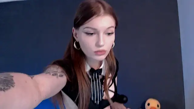 Snapshot of Nutsy_Kitty chatting on September 2025 09:38:01 PM Nutsy Kitty online show from September 2025 09:38:01 PM