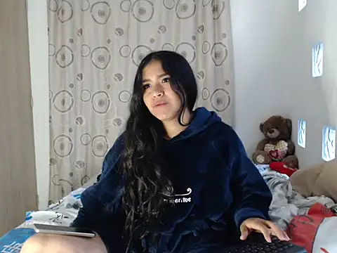 Pamela mua online show from September 2025 11:00:01 AM