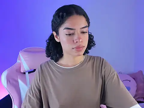 maddy parker   online show from November 2025 07:34:02 PM