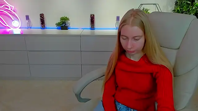 Alina Blonde online show from November 2025 06:37:02 AM