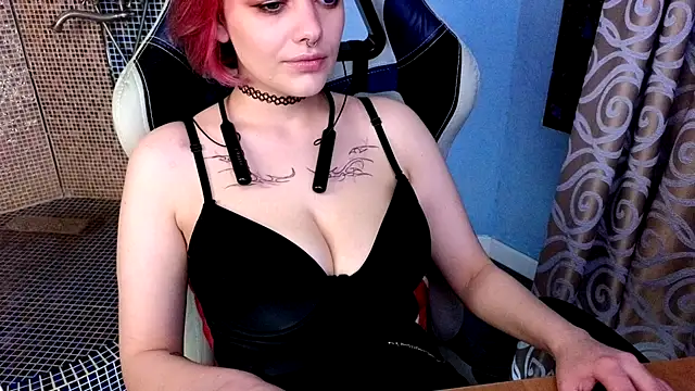 Eniferi online show from February 2026 10:45:02 AM