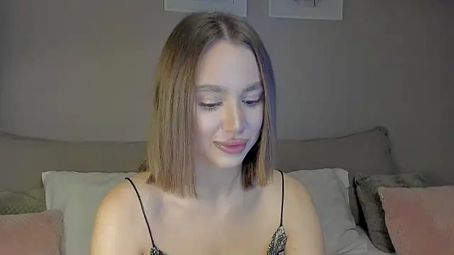 Stefa Evans online show from October 2025 06:43:01 PM