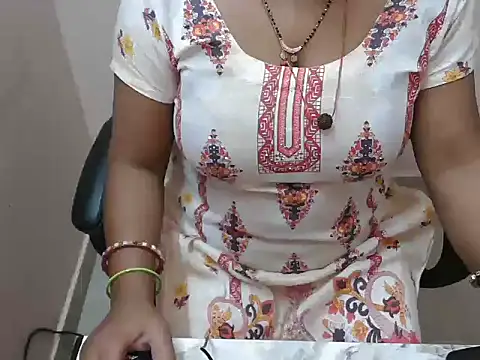 bold naina online show from November 2025 04:01:02 AM