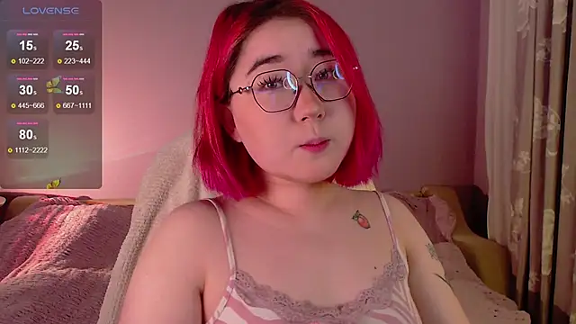 Snapshot of Sexy_Peachy chatting on October 2025 08:23:02 AM Sexy Peachy online show from October 2025 08:23:02 AM