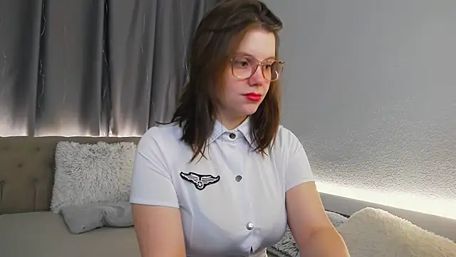 SoftLolli online show from November 2025 06:13:01 AM