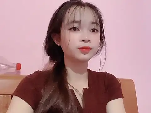 Snapshot of Suna7383 chatting on October 2025 04:15:02 PM Suna7383 online show from October 2025 04:15:02 PM