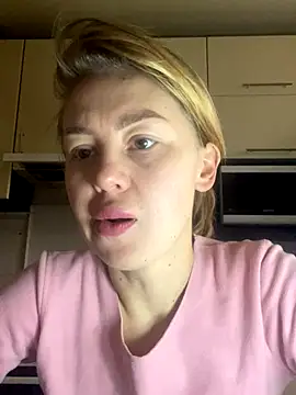 MartaLuna  online show from November 2025 08:39:02 AM