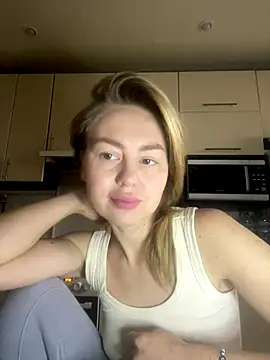 MartaLuna  online show from December 2025 07:27:02 AM