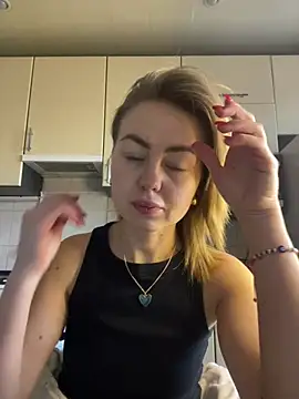 MartaLuna  online show from February 2026 12:16:01 PM