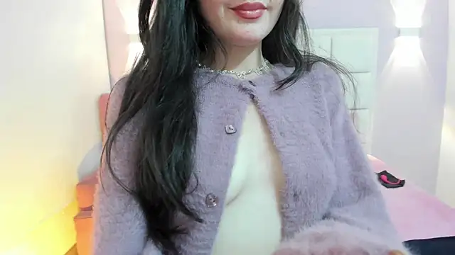 Snapshot of Ashleypetit chatting on September 2025 12:06:01 PM Ashleypetit online show from September 2025 12:06:01 PM