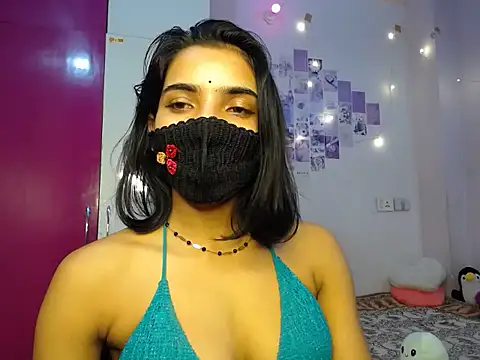 Snapshot of Sweetangle24 chatting on October 2025 07:38:02 PM Sweetangle24 online show from October 2025 07:38:02 PM