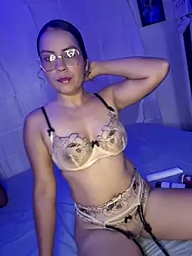 Chloe y Dante online show from October 2025 04:10:02 AM