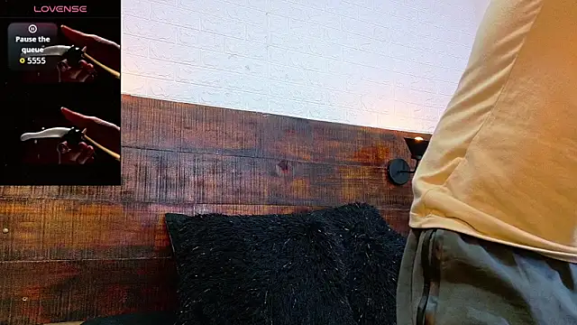 JhosuaVega online show from September 2025 01:20:02 AM