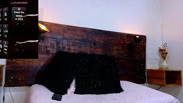 JhosuaVega online show from October 2025 06:50:01 PM