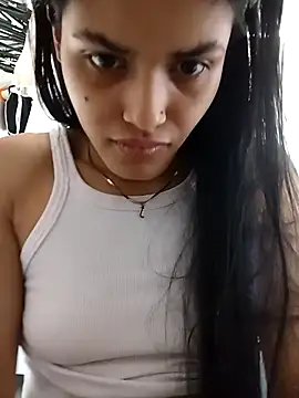 Isa Rouse   online show from November 2025 03:38:02 PM