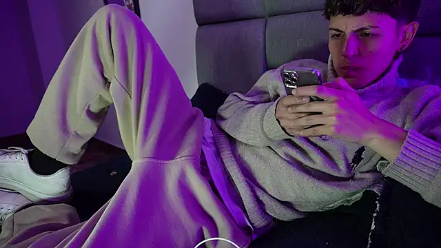 NaytonFreeman online show from January 2026 03:21:02 AM