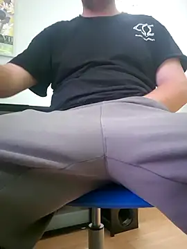 matzezsk online show from September 2025 10:37:02 AM