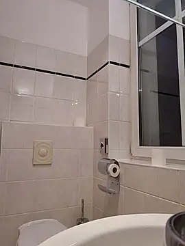 matzezsk online show from October 2025 05:10:02 PM