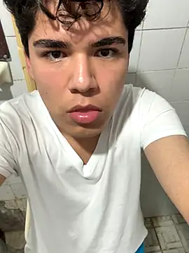 Snapshot of kjesusd12 chatting on October 2025 06:11:02 AM kjesusd12 online show from October 2025 06:11:02 AM