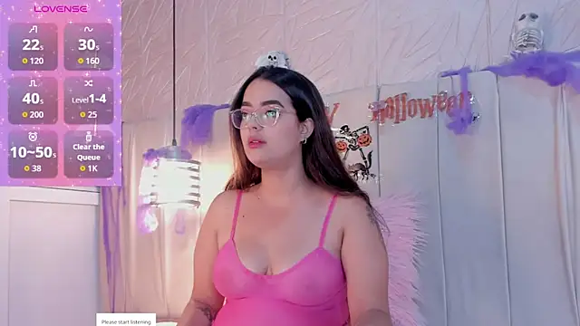 hannahst  online show from October 2025 08:20:02 PM