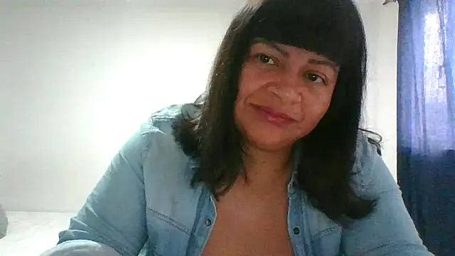 Snapshot of adri89-g chatting on February 2026 01:39:02 PM adri89-g online show from February 2026 01:39:02 PM