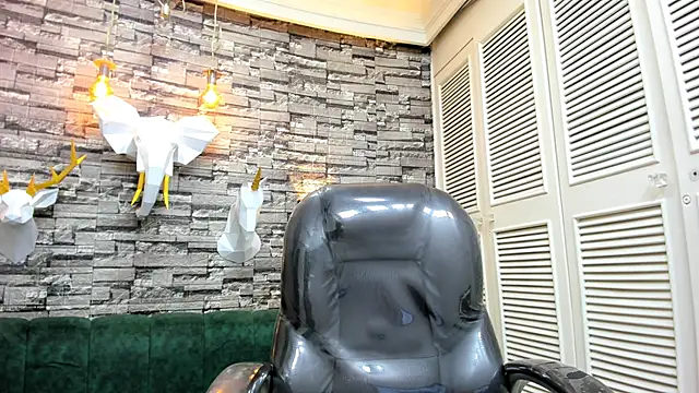 Nick Wolff online show from October 2025 08:50:02 PM