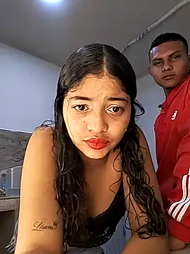 Snapshot of Camila-18w chatting on September 2025 06:59:01 AM Camila-18w online show from September 2025 06:59:01 AM