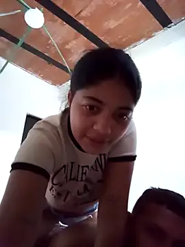 Snapshot of Camila-18w chatting on October 2025 07:03:02 PM Camila-18w online show from October 2025 07:03:02 PM