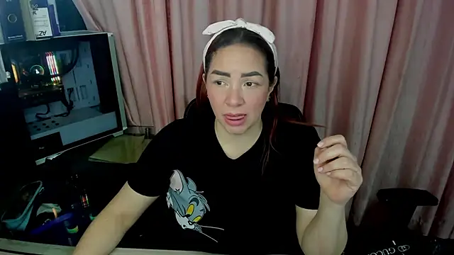 alexiaystive3 online show from October 2025 03:10:01 PM