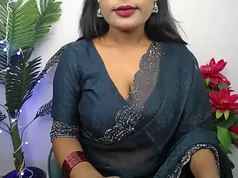 Naughtyy stripgirl online show from October 2025 02:14:02 PM